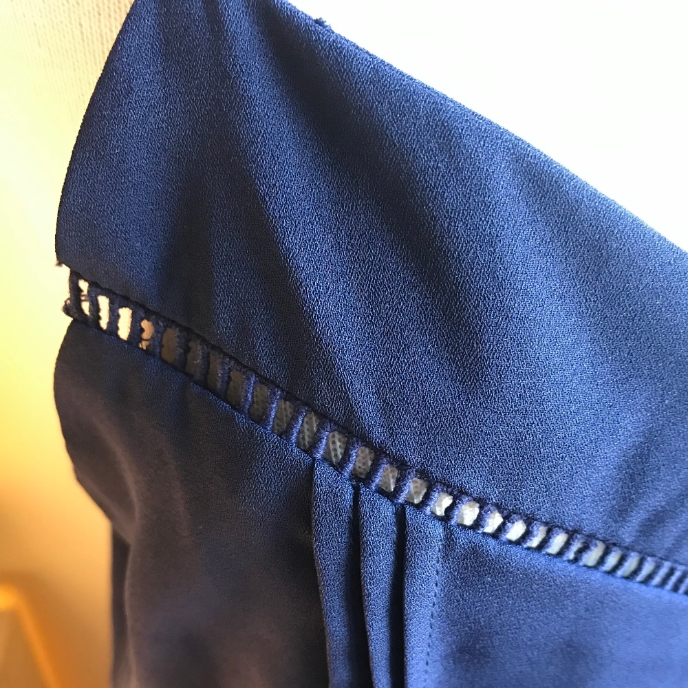 ⚡️SOLD ⚡️  Paper Crane Anthropologie Navy Dress Sz M - Picture 4 of 7